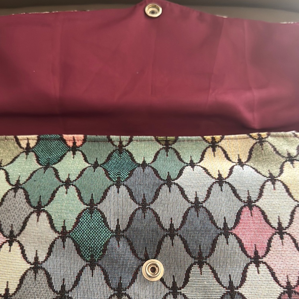 Multicolor Patterned Clutch - Picture 4 of 4
